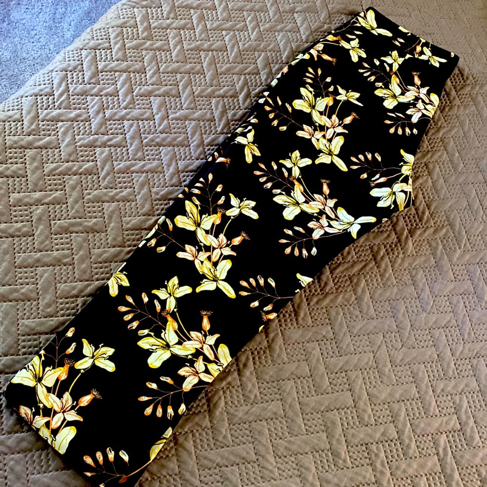 Multicolored capri pants